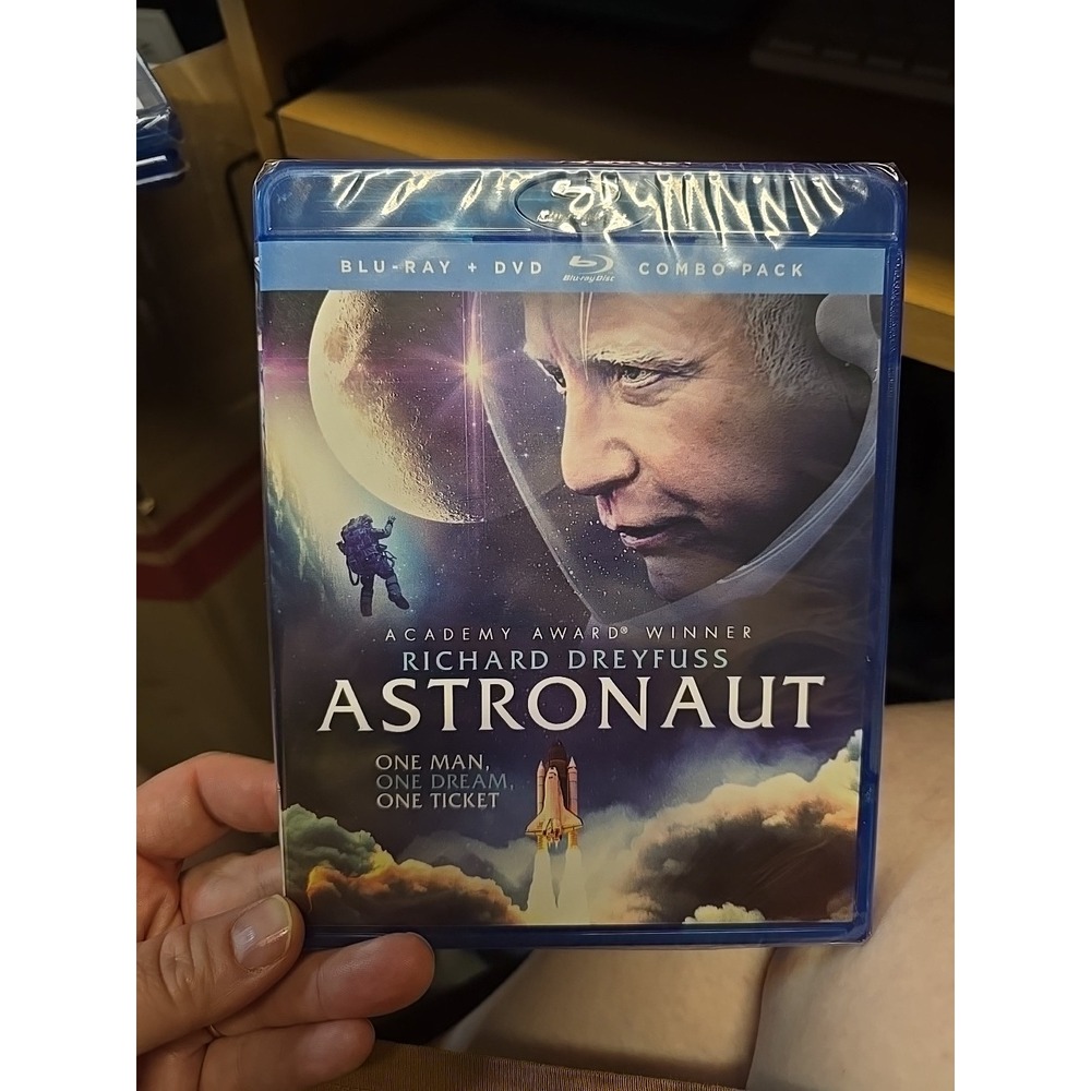 Astronaut (Blu-ray, 2019) New Sealed